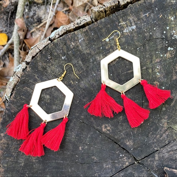 Tassel Me Up - Picture 9 of 14